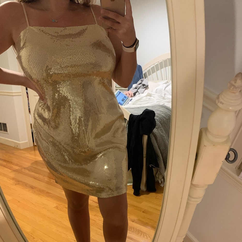 BOOHOO GOLD SEQUIN DRESS